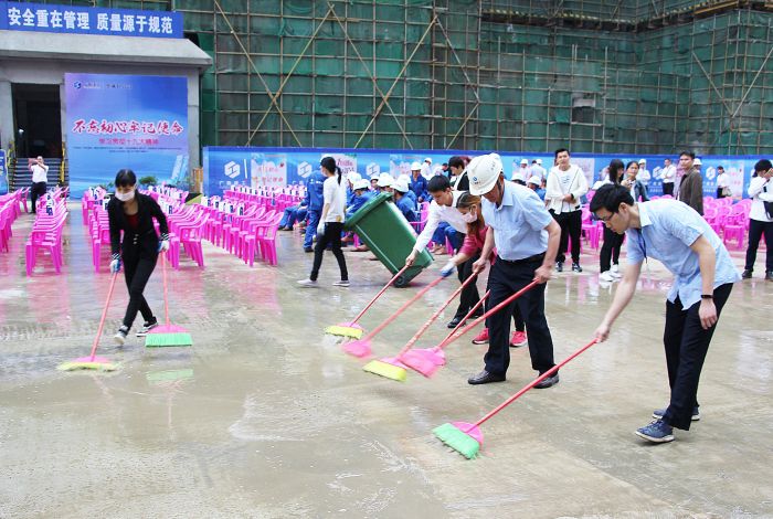 住建系统工会活动当天项目党员带动行动包管聚会顺遂开展1.jpg