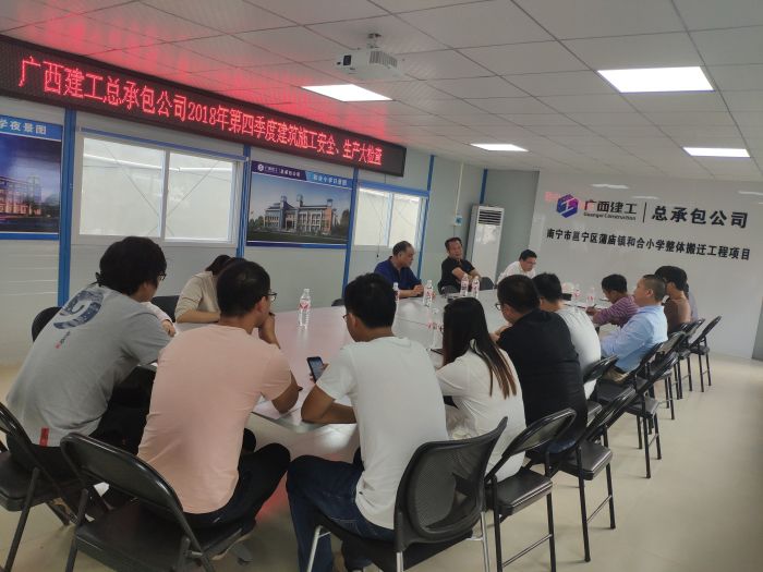 聚会现场。。。。。陈华蓉 摄.jpg