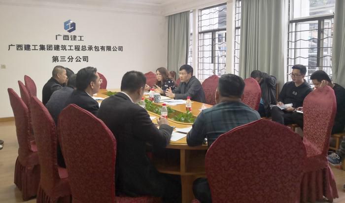 4聚会现场。。。邓灿滨 摄_700x412.jpg
