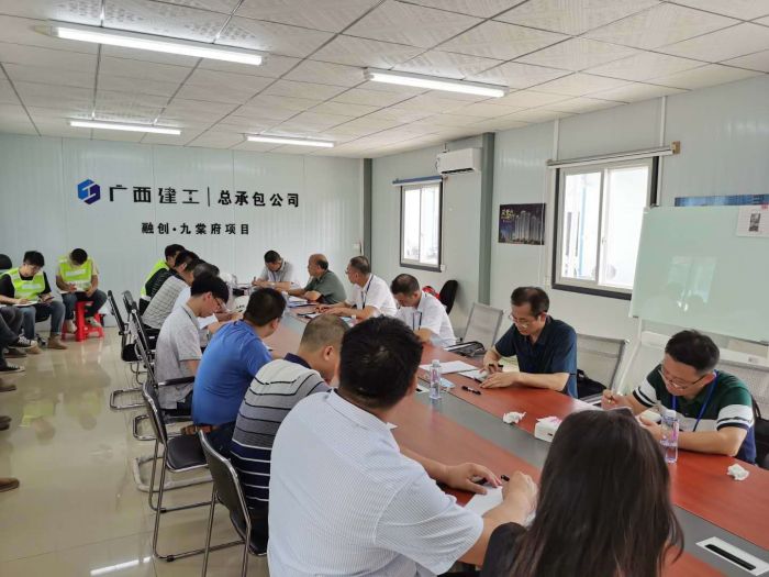 聚会现场。。。。。。 叶振鹏 摄.jpg