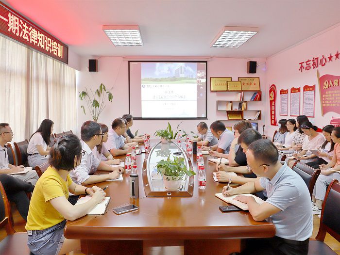 培训现场。。。杨钰 摄.jpg