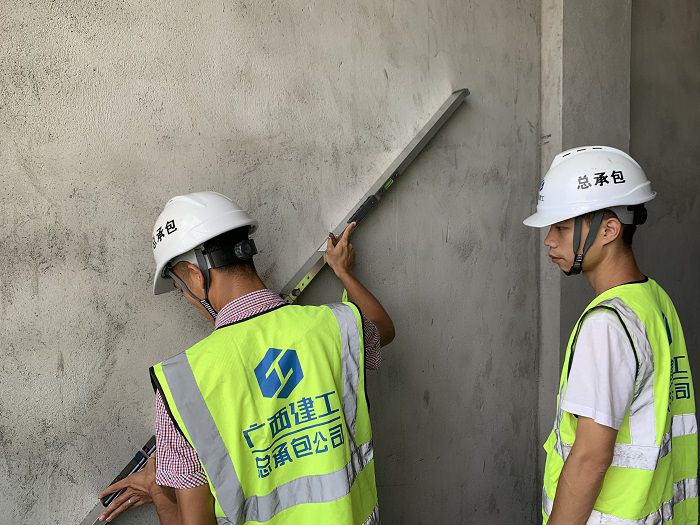 现场知识手艺指导。。。梁宗吕 摄.jpg