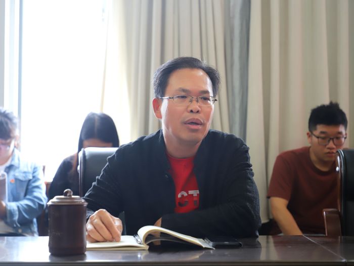 陈祖训作讲话。。。。。。谭龙 摄.jpg