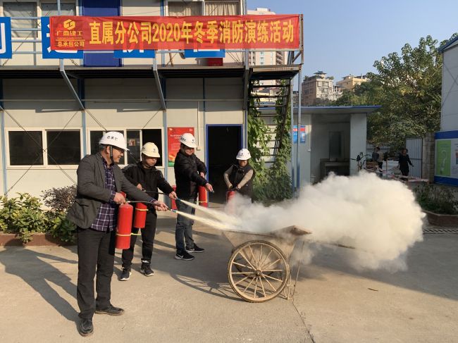 演练现场。。。。。。；；；畦￡ 摄.jpg