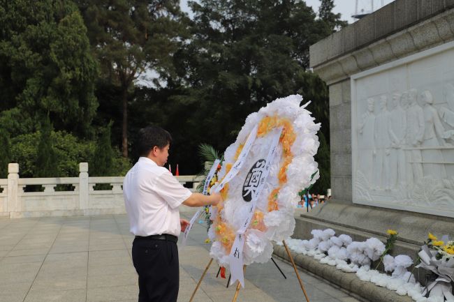 整理挽联。。。。杨钰 摄（修图）.jpg