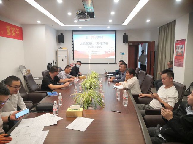 完工聚会现场。。。。。。杨榜孟 摄（修图）.jpg