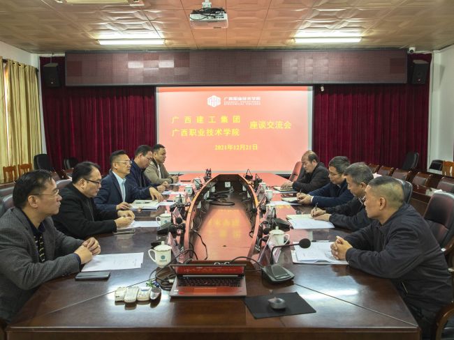 聚会现。。。。ㄐ尥迹.jpg