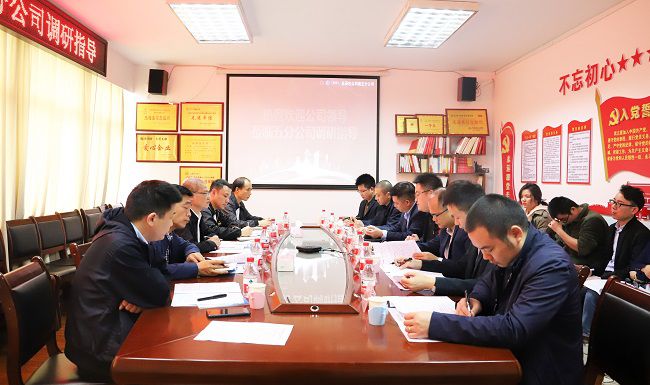 聚会现场。。。。。。杨钰 摄（修图）.jpg