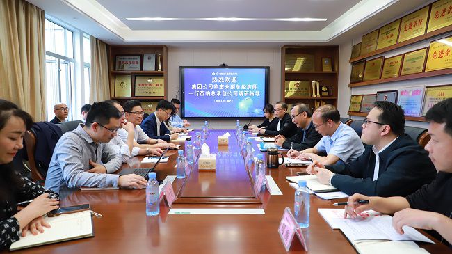 聚会现场00.jpg
