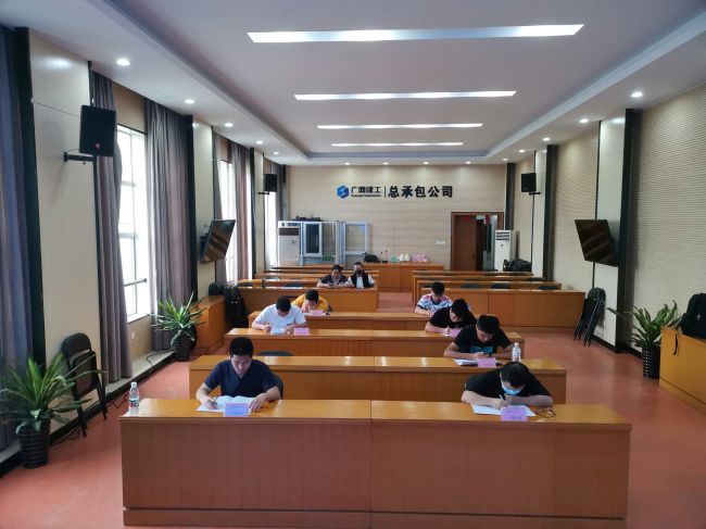 认真答题。。。。。；；；票ι 摄（修图）.jpg