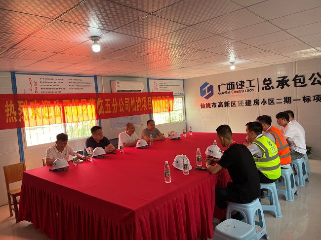 聚会现场。。。。。。王尊业 摄（修图）.jpg