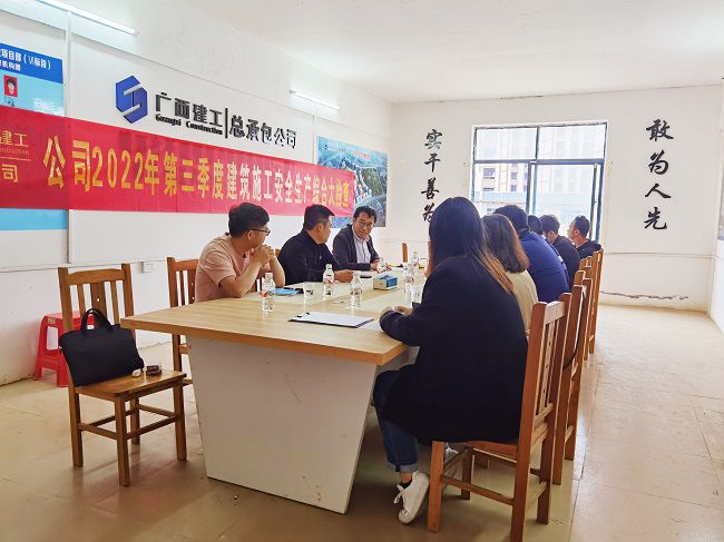 聚会现场。；；；；；平鹗 摄（修图）.jpg