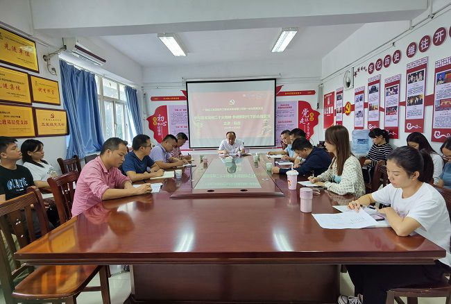 聚会现场。。。。韦文 摄（修图）.jpg