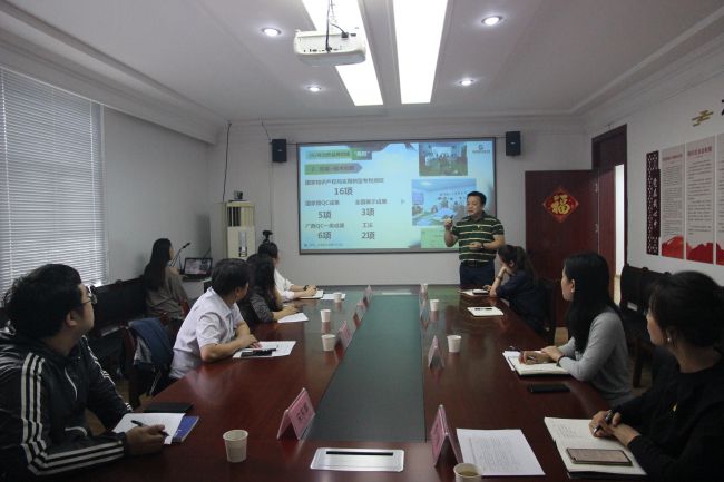 聚会现场。。梁红玉 摄（修图）.jpg