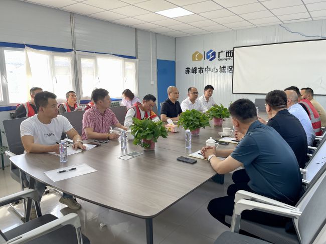聚会现场。。。。。关惠琳 摄（修图）.jpg