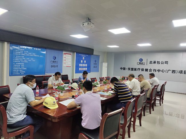 聚会现场。。。卢文清 摄（修图）.jpg