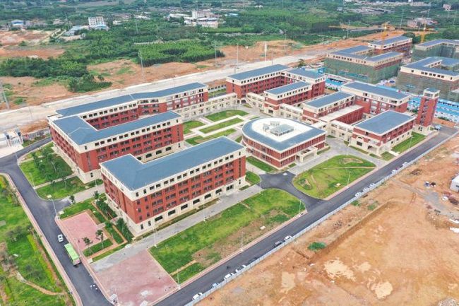 1广西工业职业手艺学院南宁教育园区新校区一期项目第二标段.jpg