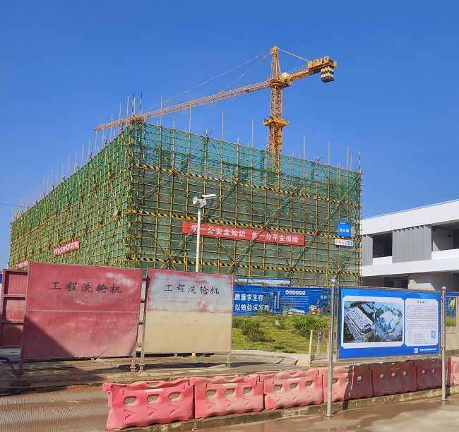 金桥市场三期项目(A地块)综合楼工程。。。。。。吴泳锦 摄（修图）.jpg