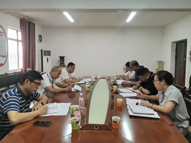聚会现场。。。。。王瑾贞 摄（修图）.jpg