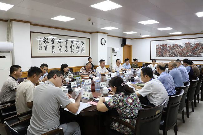聚会现场。。。。施朝宁 摄（修图）.jpg